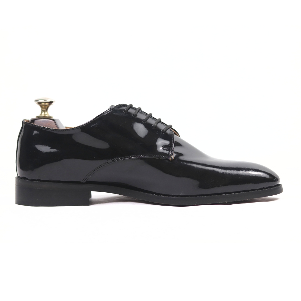 DANZIO Black Patent Leather Derby Shoes For Men