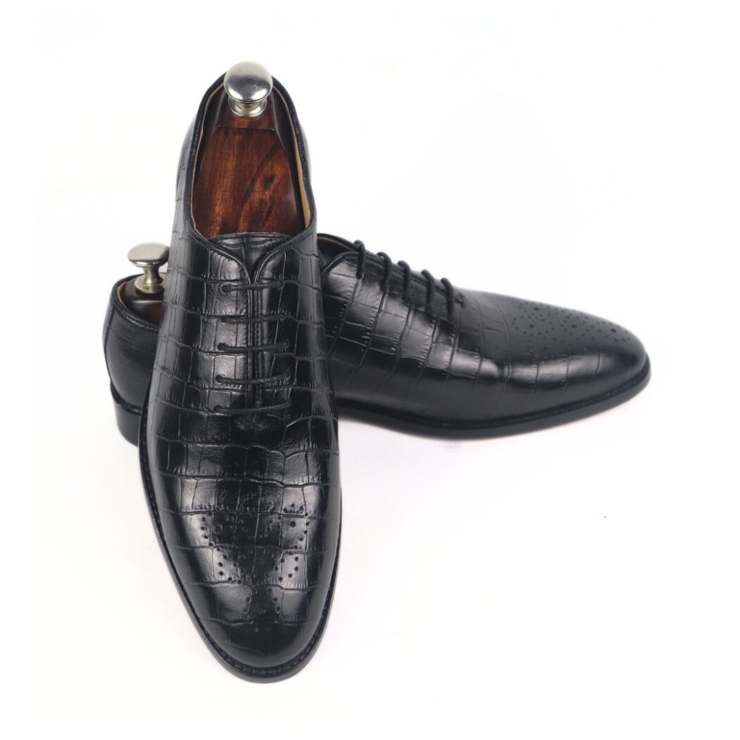 DANZIO Black Croco-Print Leather Wholecut Shoes For Men