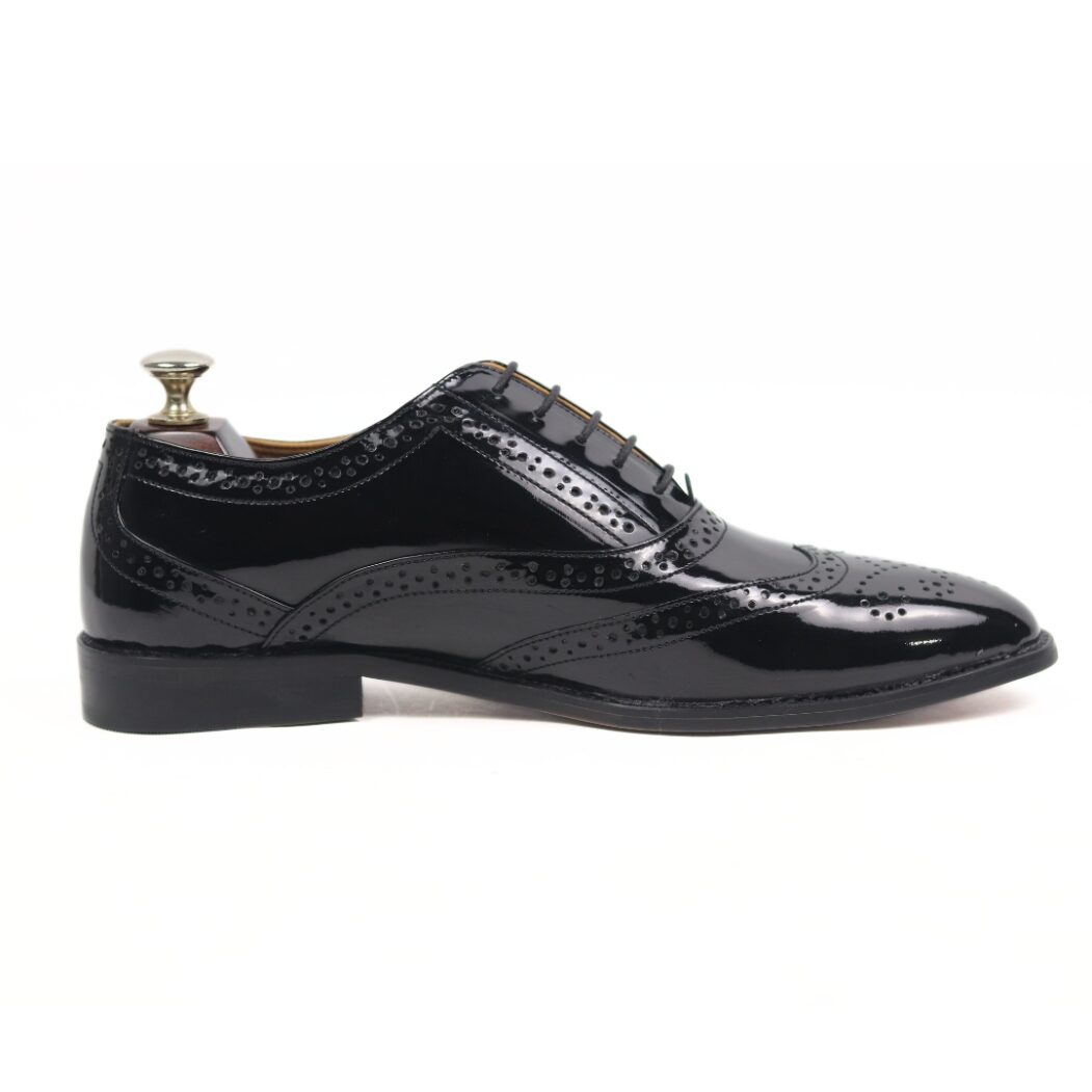 DANZIO Black Patent Leather Brogue Oxford Shoes For Men