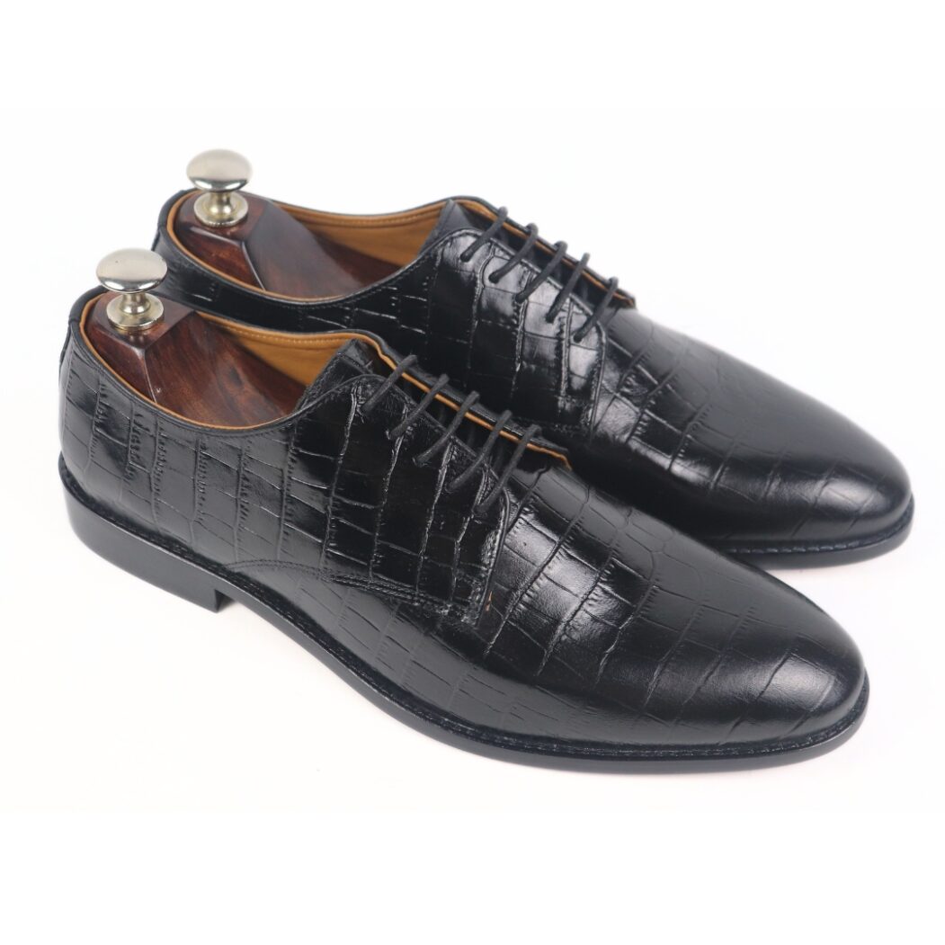 DANZIO Black Croco-Print Leather Derby Shoes For Men