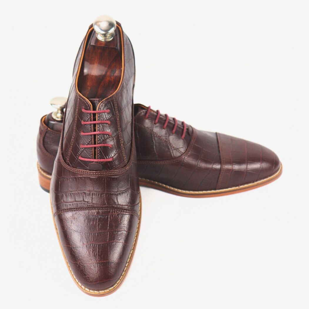 DANZIO Maroon Croco-Print Leather Oxford Shoes For Men