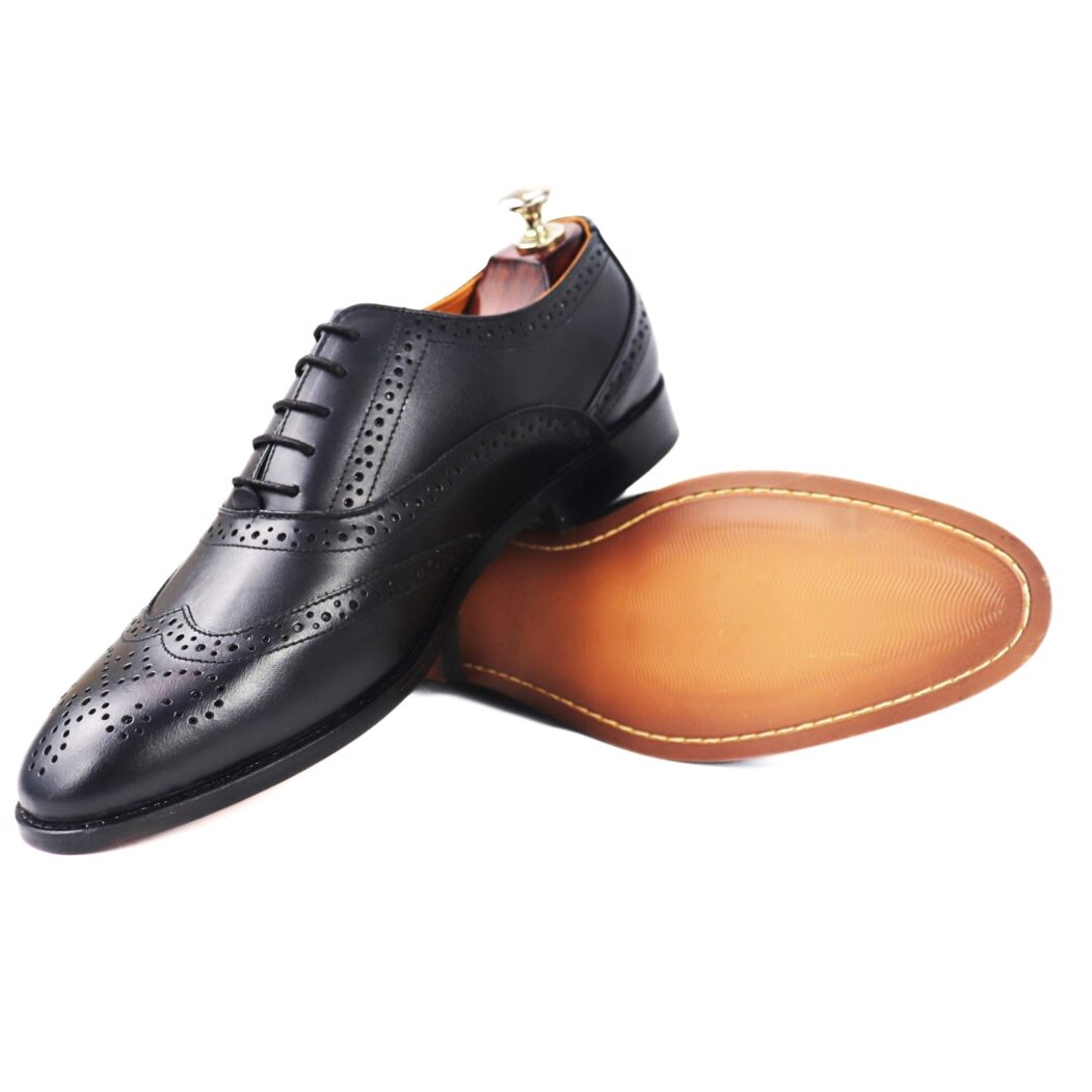 DANZIO Black CG Leather Brogue Oxford Shoes For Men