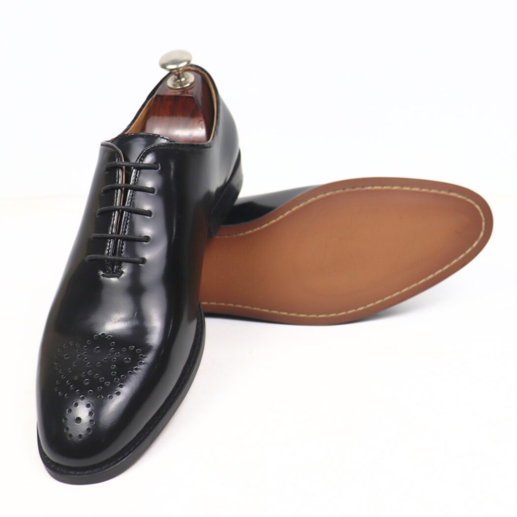 DANZIO Black Smooth Leather Wholecut Shoes For Men